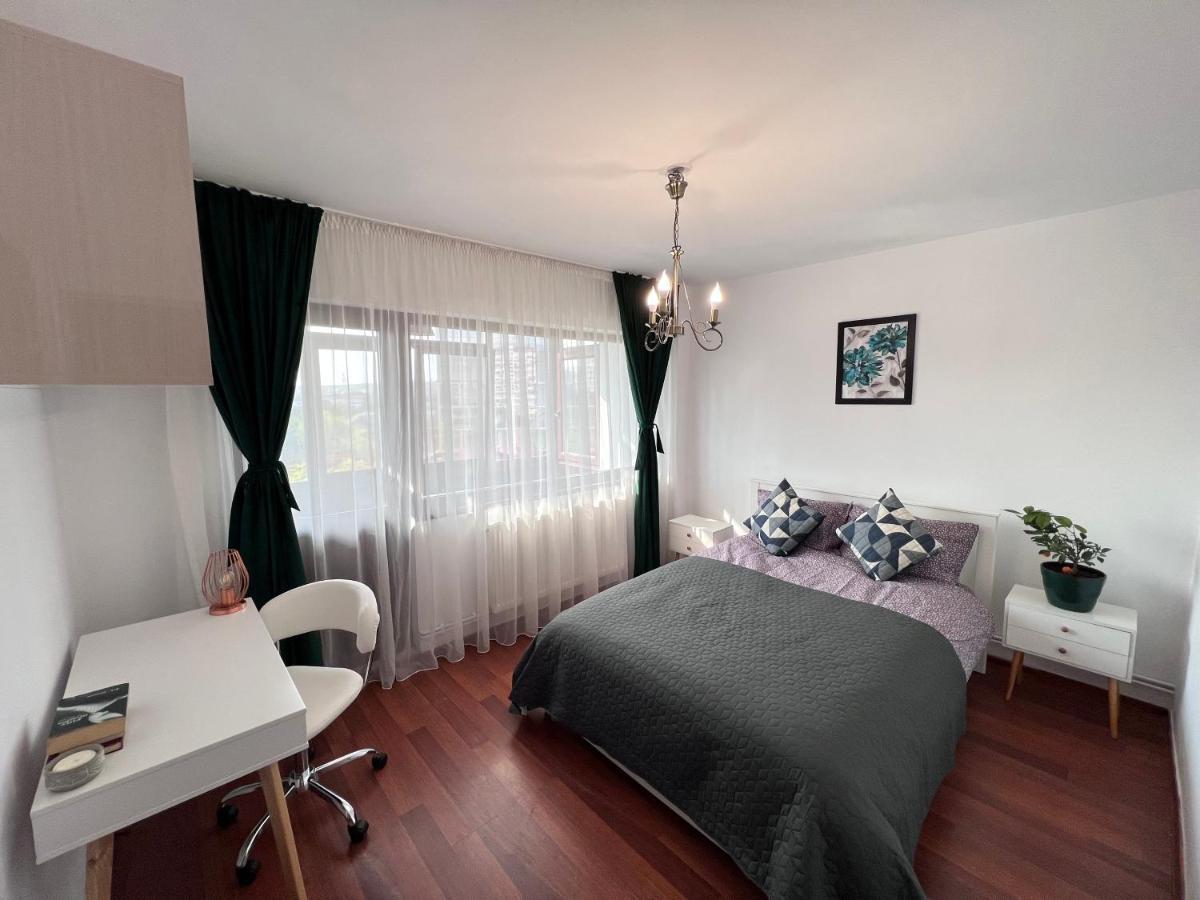 3 Rooms Apartment Palace View Iasi Exterior photo
